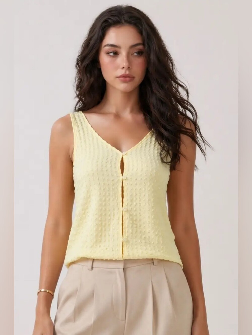 Heart & Hips Pale Yellow Textured Button-Front Tank